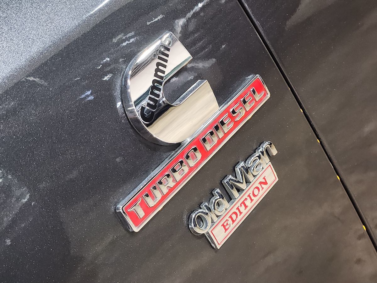2024 RAM Ram 3500 Pickup Laramie - Photo 29