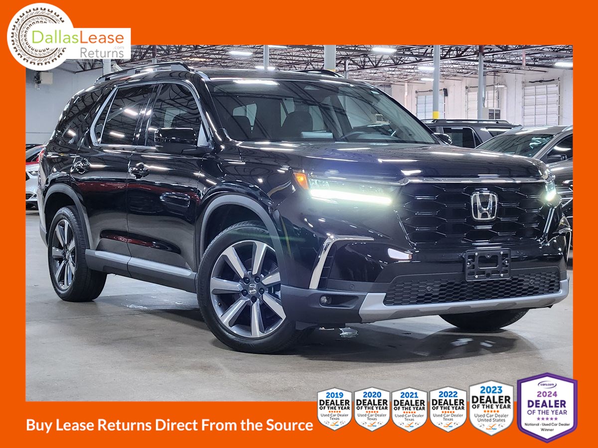 2025 Honda Pilot Touring AWD's photo