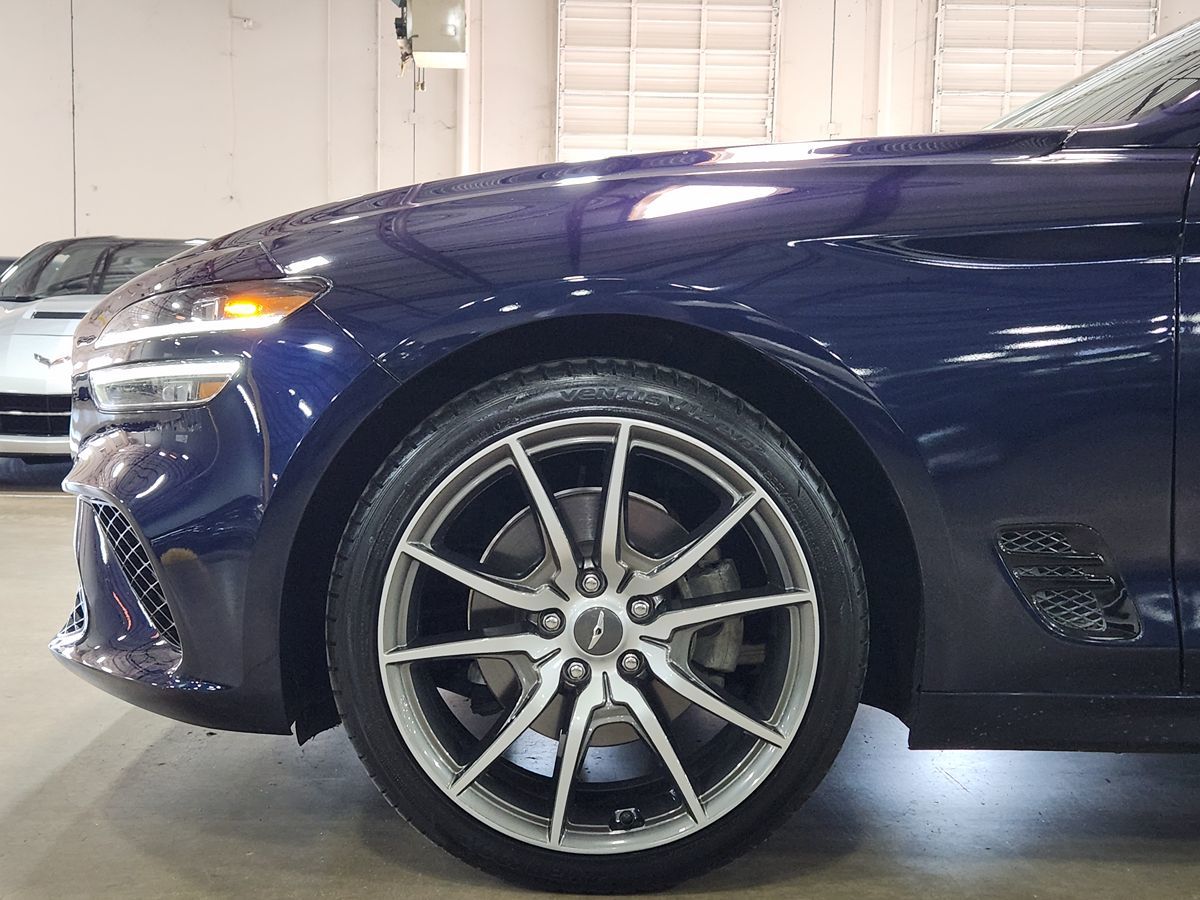 2023 GENESIS G70 Standard - Photo 6