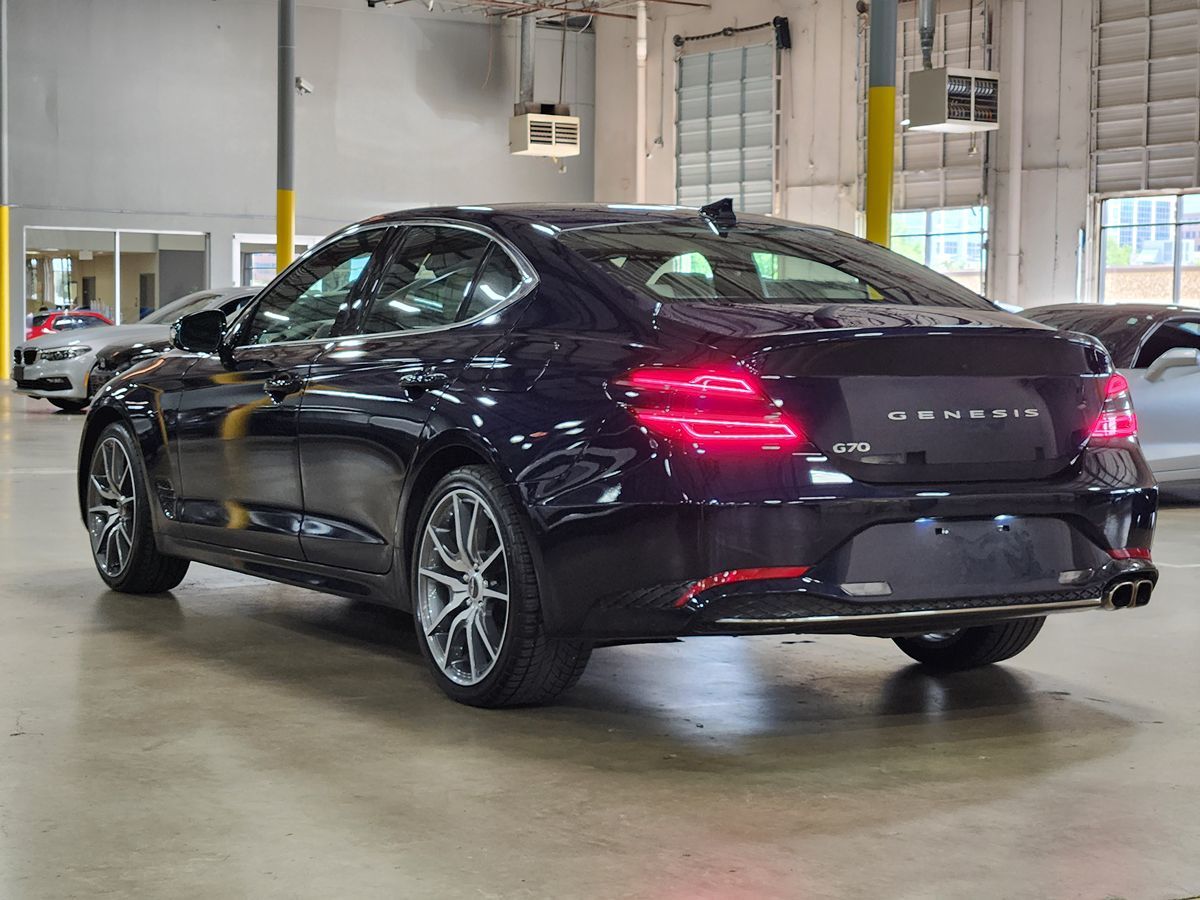 2023 GENESIS G70 Standard - Photo 12