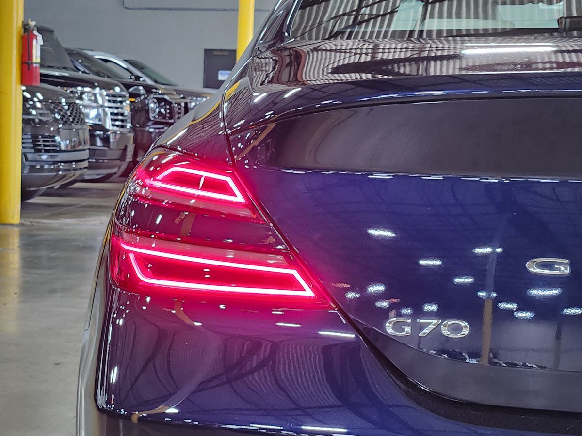 2023 GENESIS G70 Standard - Photo 22