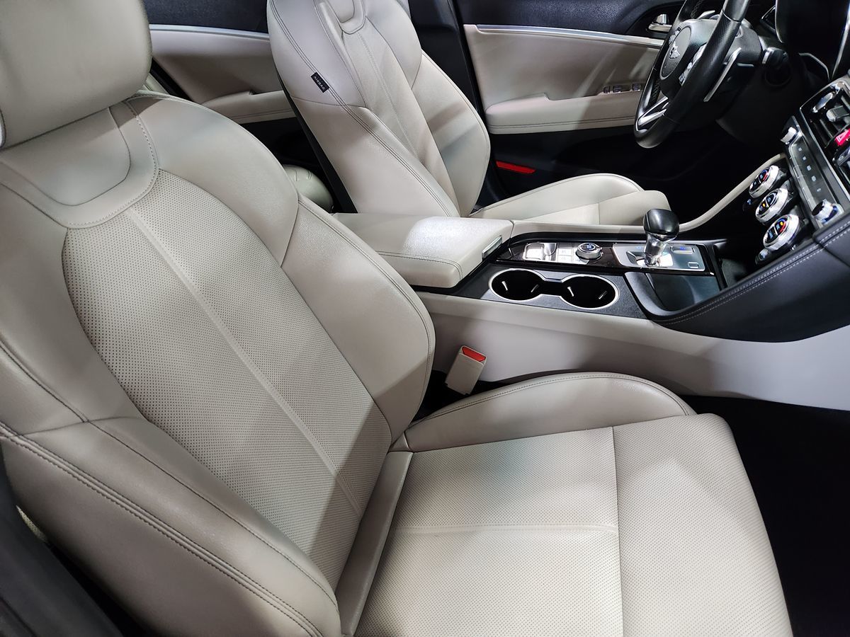 2023 GENESIS G70 Standard - Photo 33
