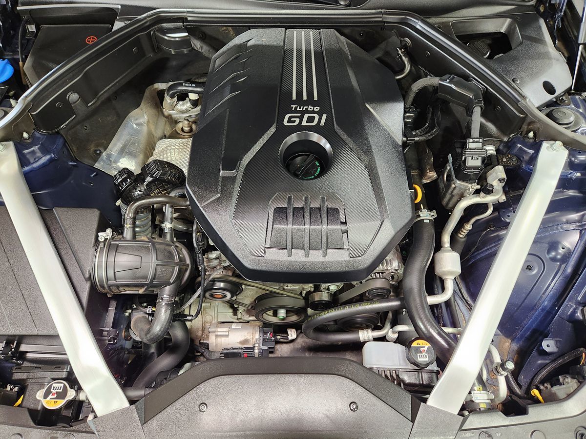 2023 GENESIS G70 Standard - Photo 51