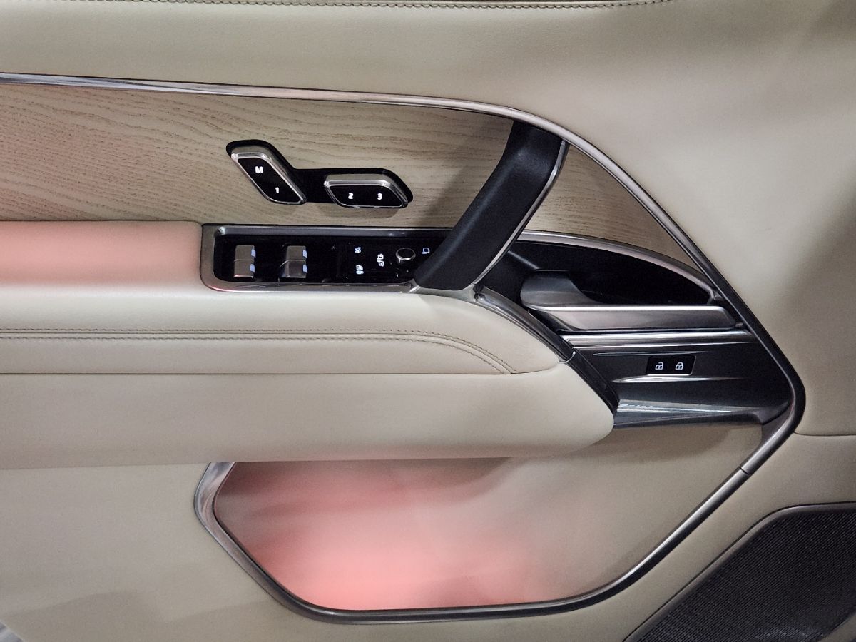 2023 Land Rover Range Rover Autobiography - Photo 29