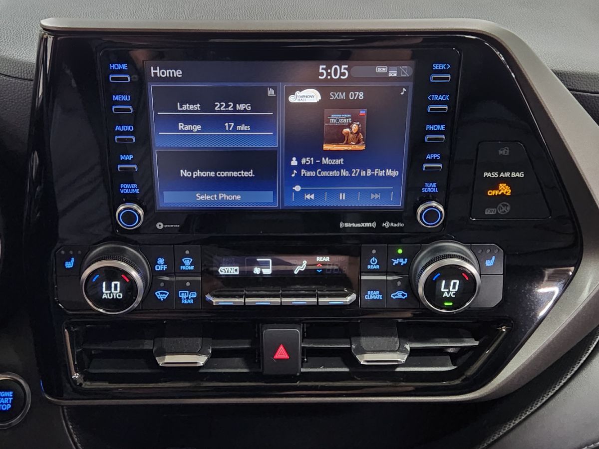 2022 Toyota Highlander XLE - Photo 37