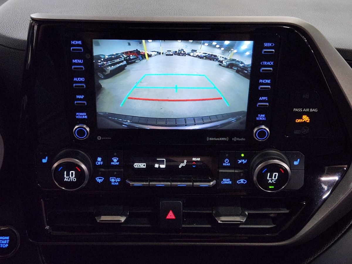 2022 Toyota Highlander XLE - Photo 38