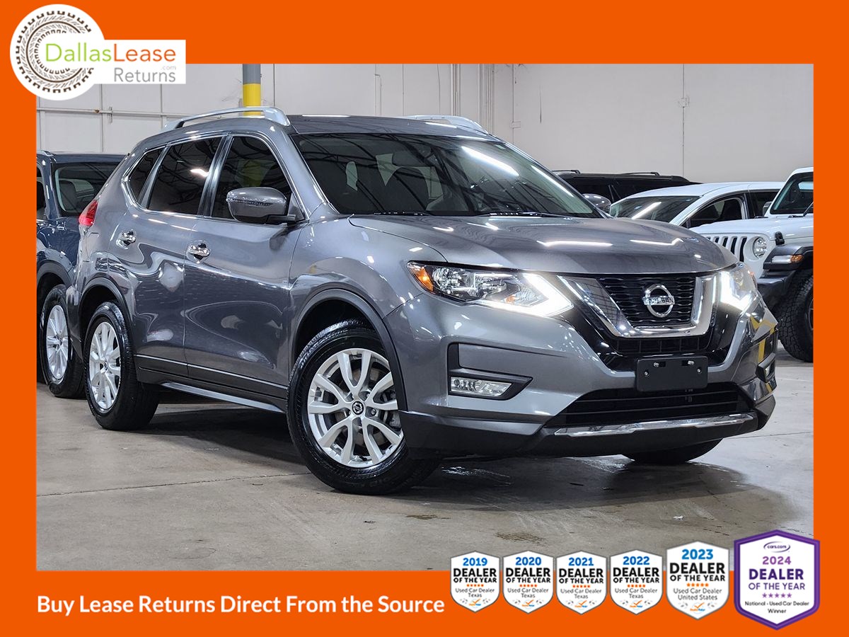 2017 Nissan Rogue SV FWD's photo