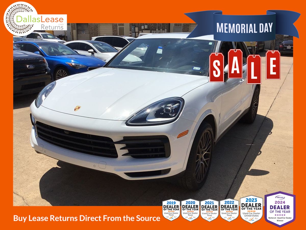 2023 Porsche Cayenne Platinum Edition's photo