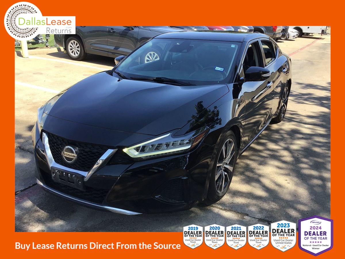 2020 Nissan Maxima SV's photo