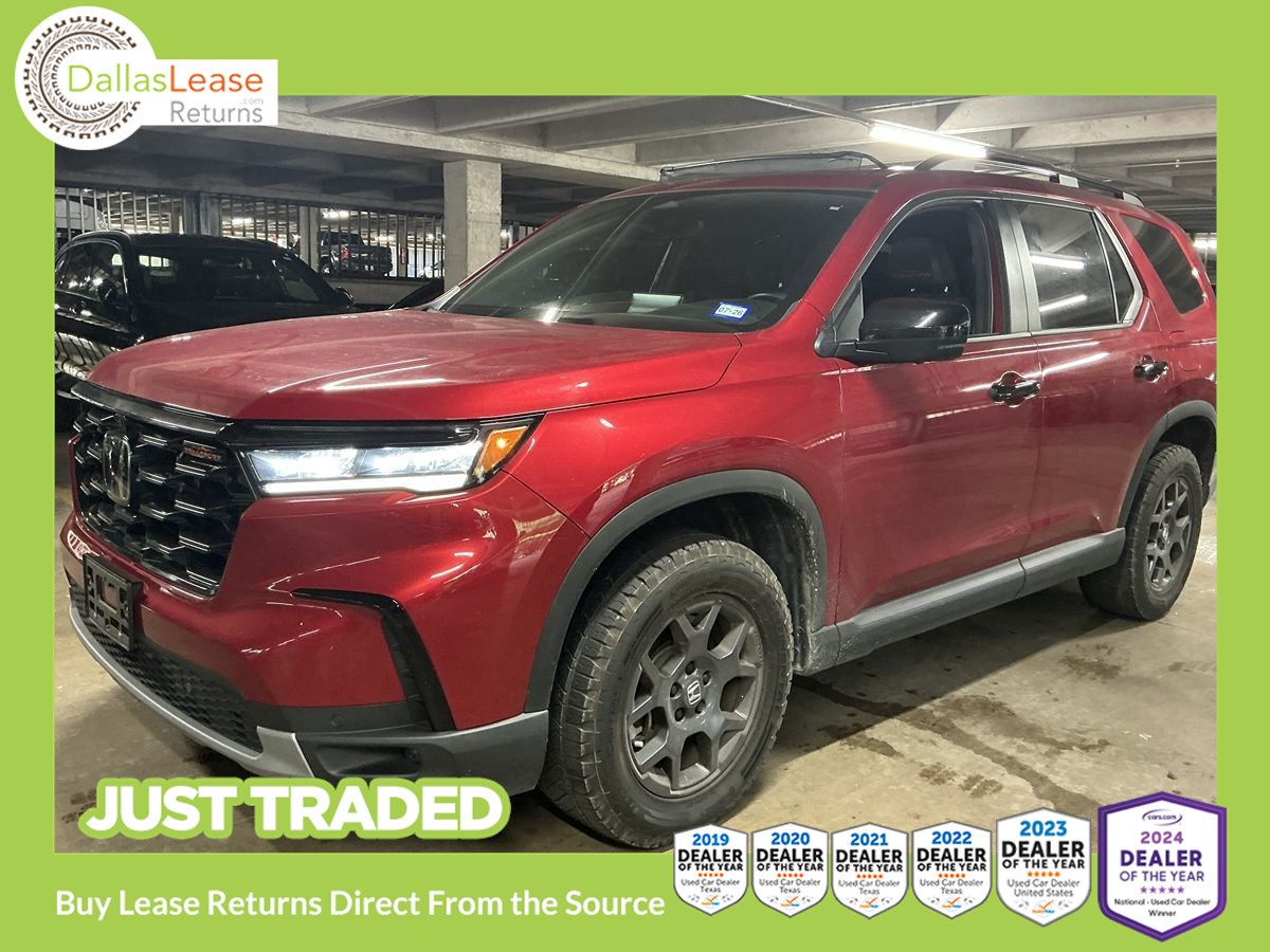 2025 Honda Pilot TrailSport AWD's photo