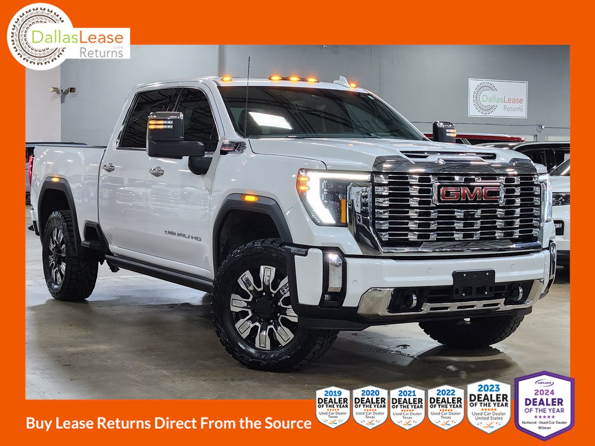 2024 GMC Sierra 4WD Crew Cab Standard Box Denali's photo