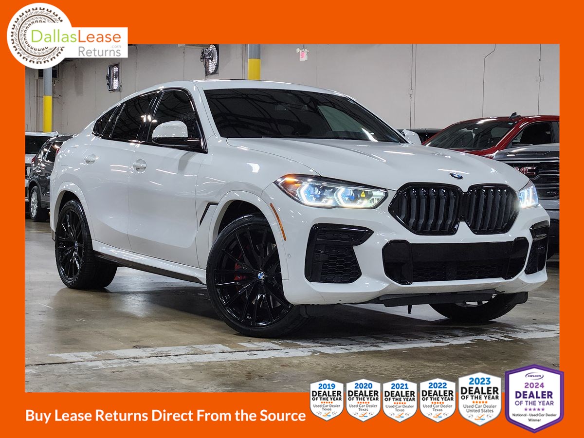 2022 BMW X6 M50i's photo