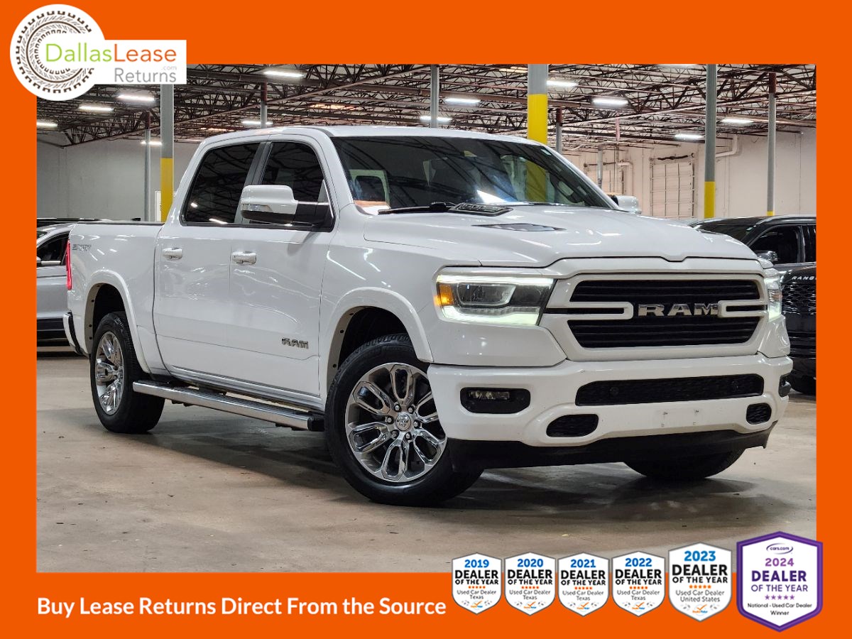 2022 RAM 1500 Laramie 4x4 Crew Cab 5'7's photo