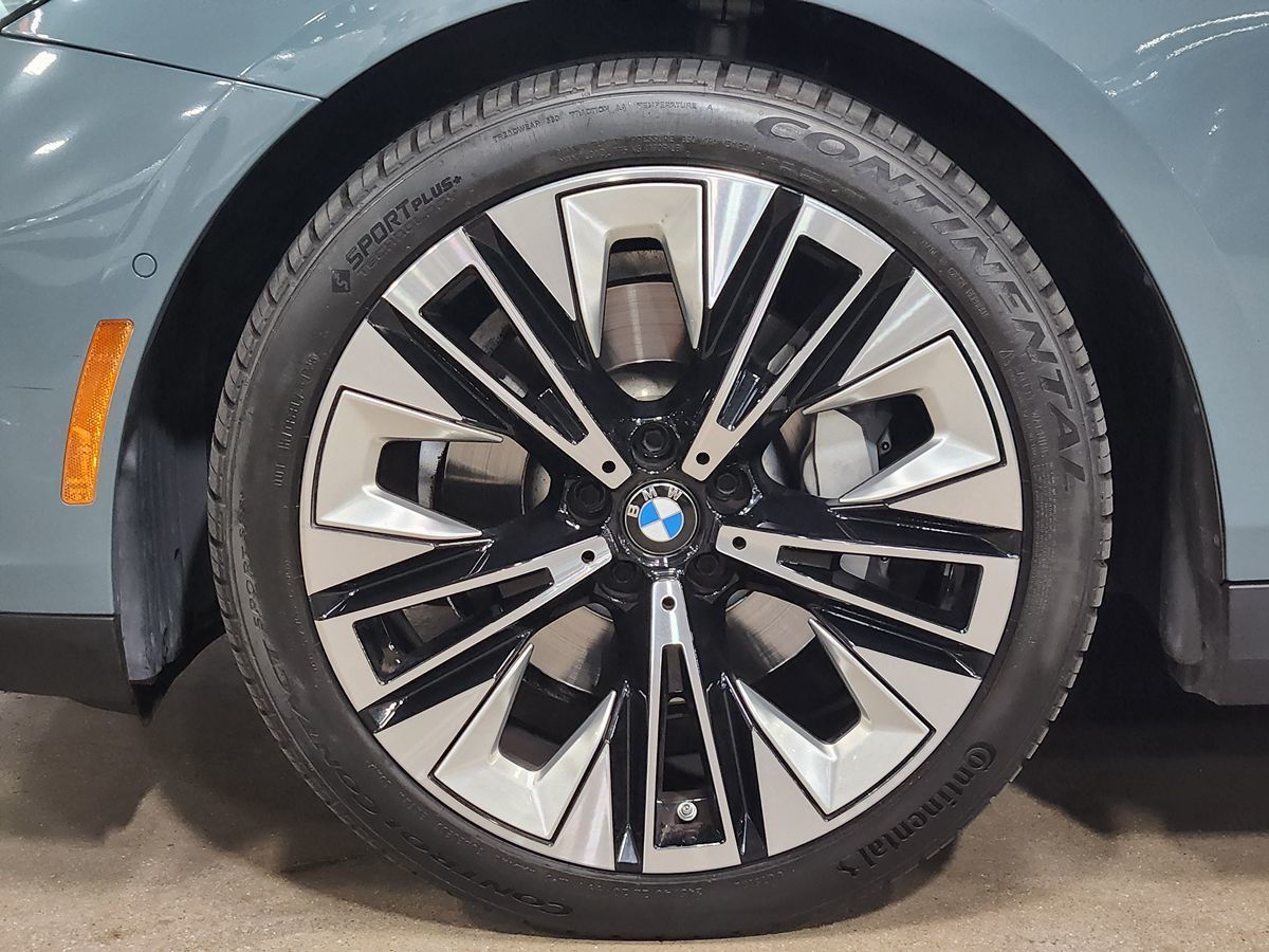 2024 BMW 5 Series 530i - Photo 26
