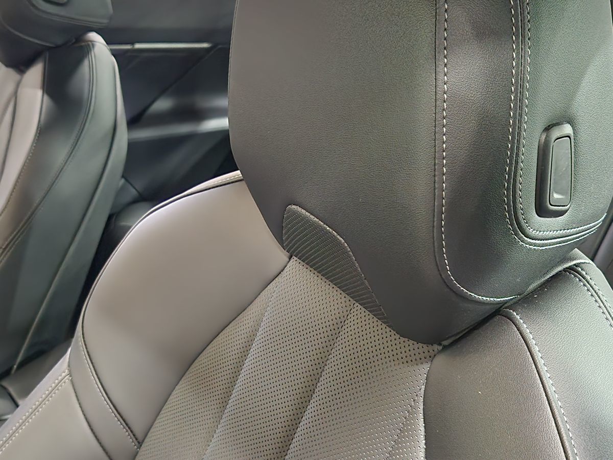 2024 BMW 5 Series 530i - Photo 32