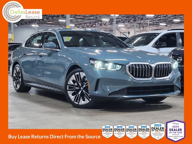 Green 2024 BMW 5 Series Sedan Rear-Wheel Drive Automatic