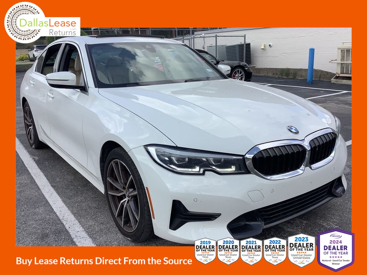 2022 BMW 3 Series 330i Sedan's photo