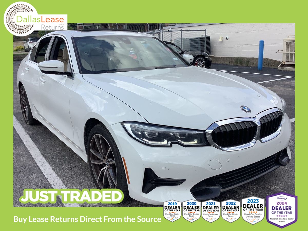 2022 BMW 3 Series 330i Sedan's photo