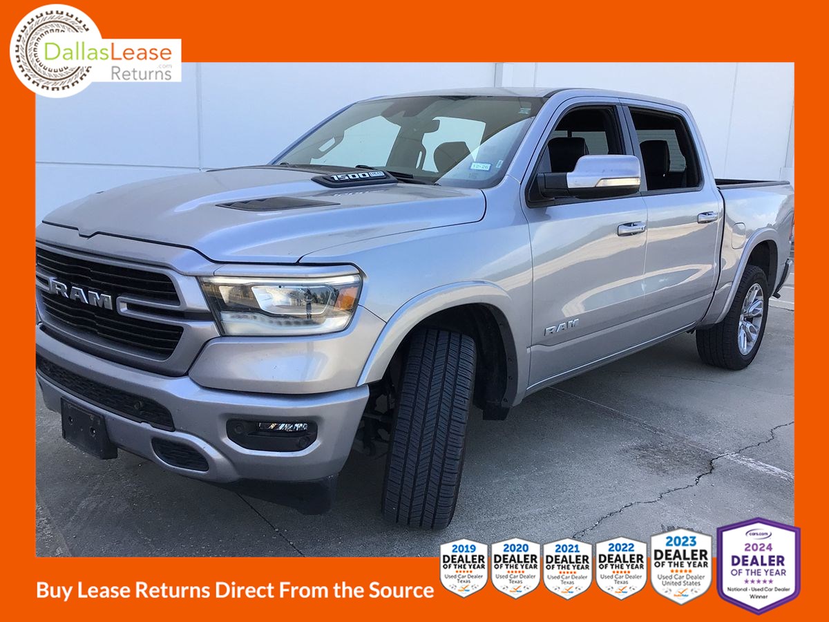 2022 RAM 1500 Laramie 4x4 Crew Cab 5'7's photo