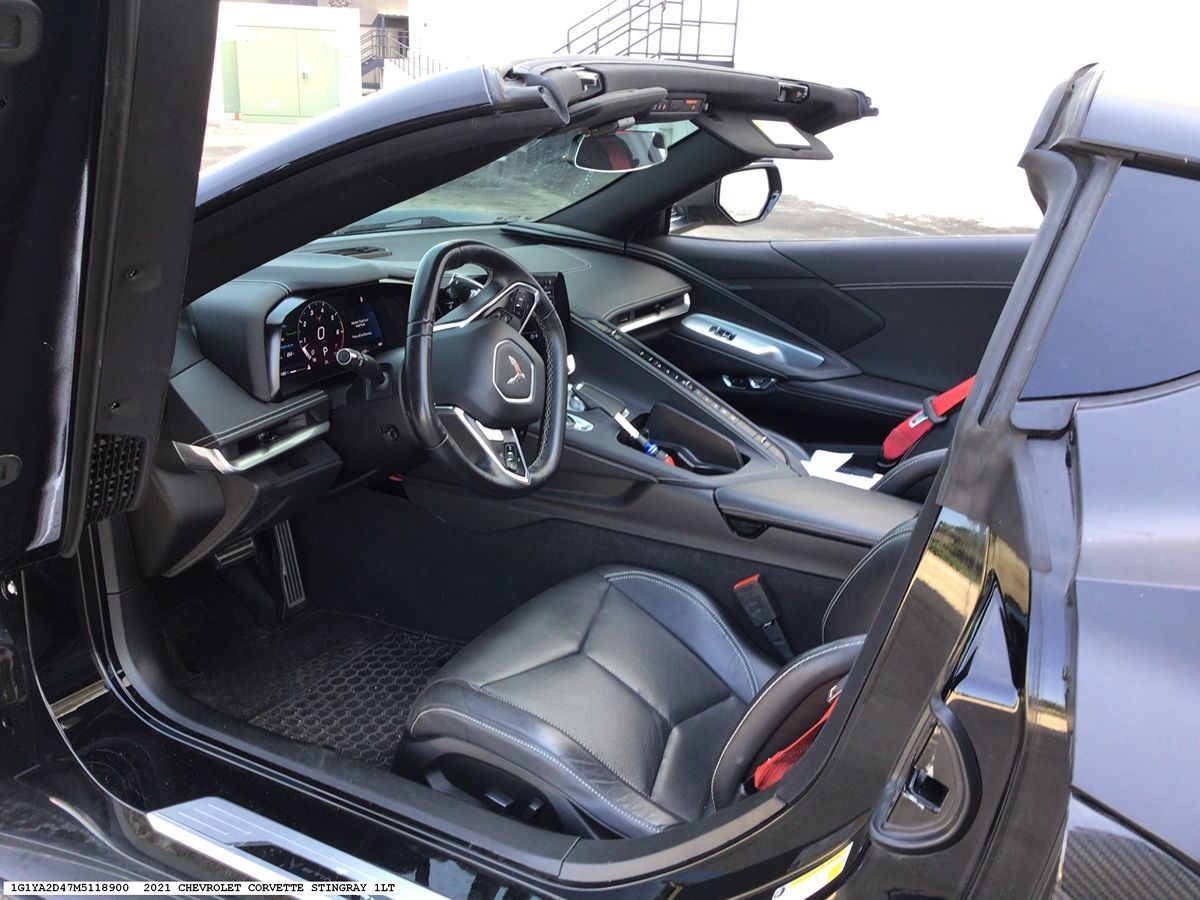2021 Chevrolet Corvette 1LT - Photo 8