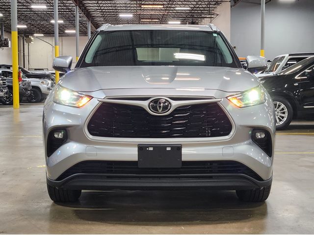 2022 Toyota Highlander XLE FWD