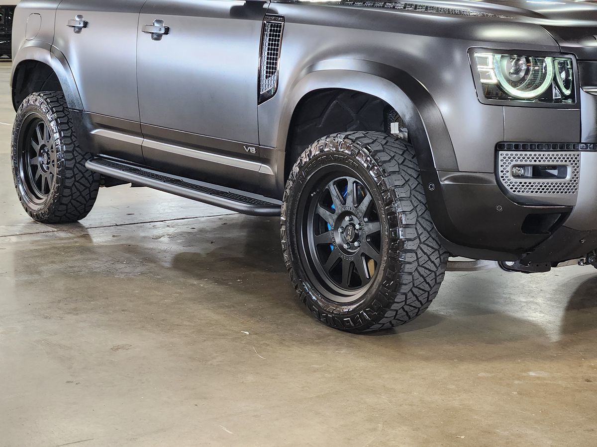 2022 Land Rover Defender Carpathian Edition - Photo 23