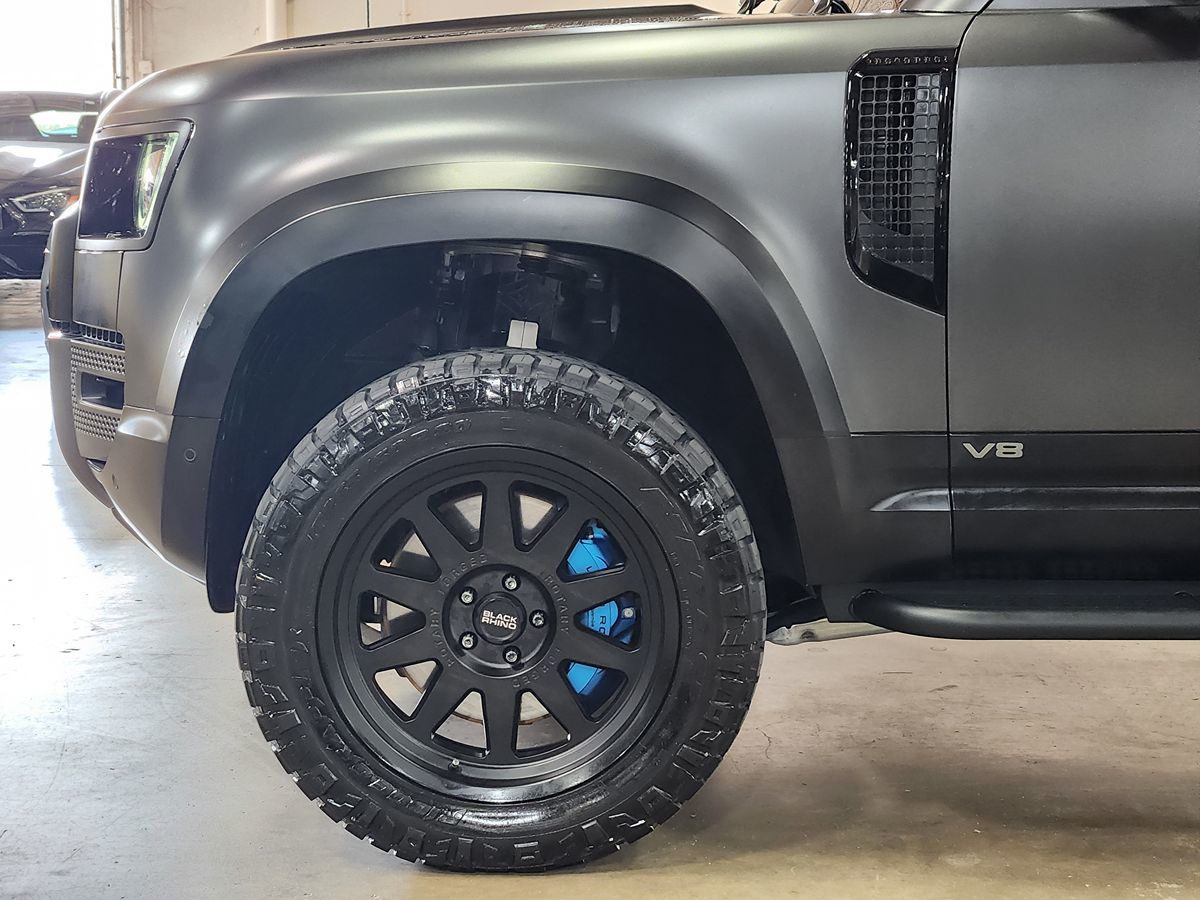 2022 Land Rover Defender Carpathian Edition - Photo 11