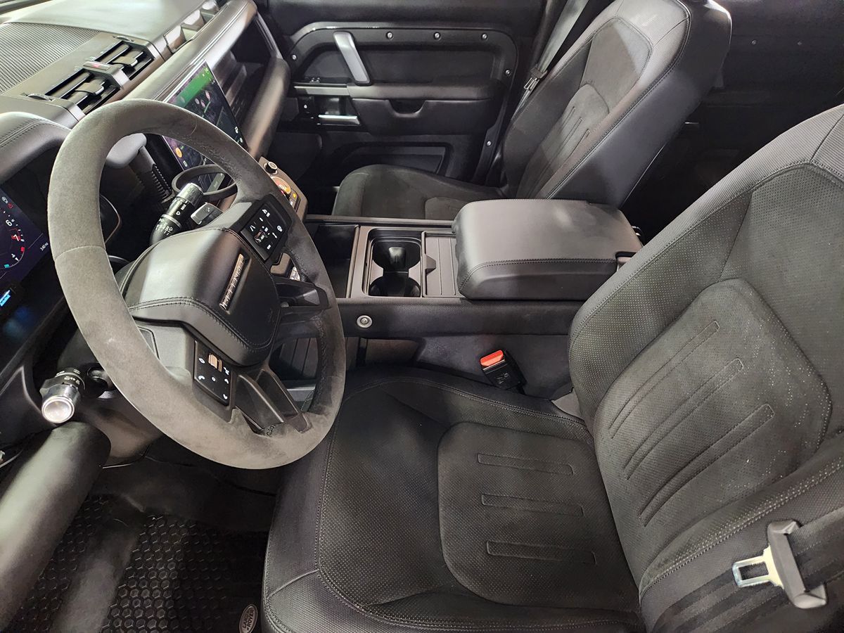 2022 Land Rover Defender Carpathian Edition - Photo 48