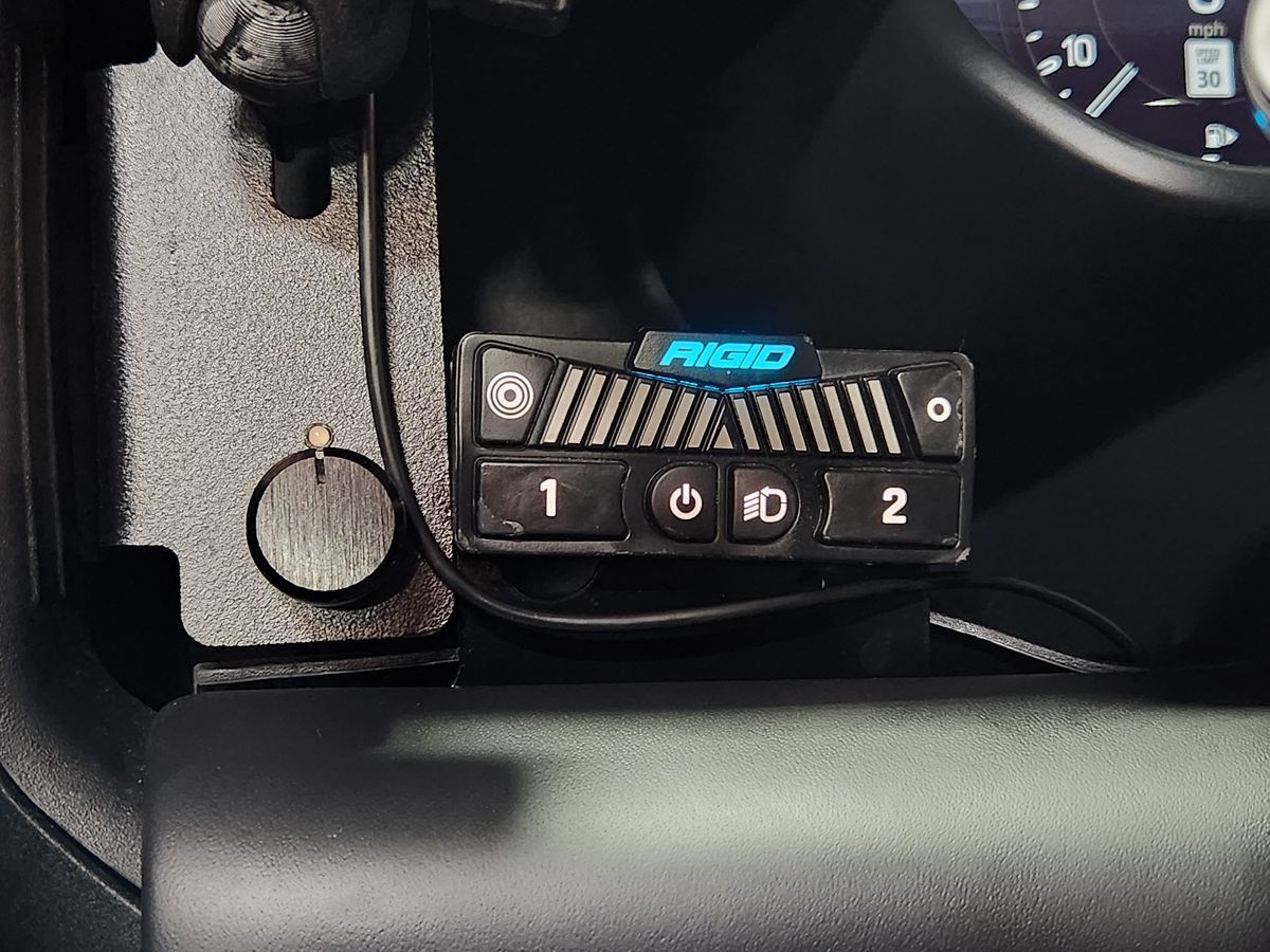 2022 Land Rover Defender Carpathian Edition - Photo 61