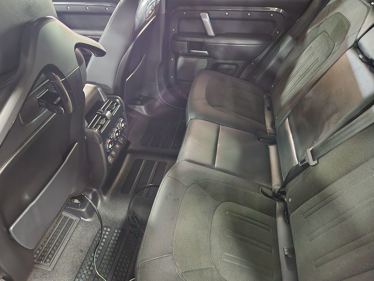 2022 Land Rover Defender Carpathian Edition - Photo 73