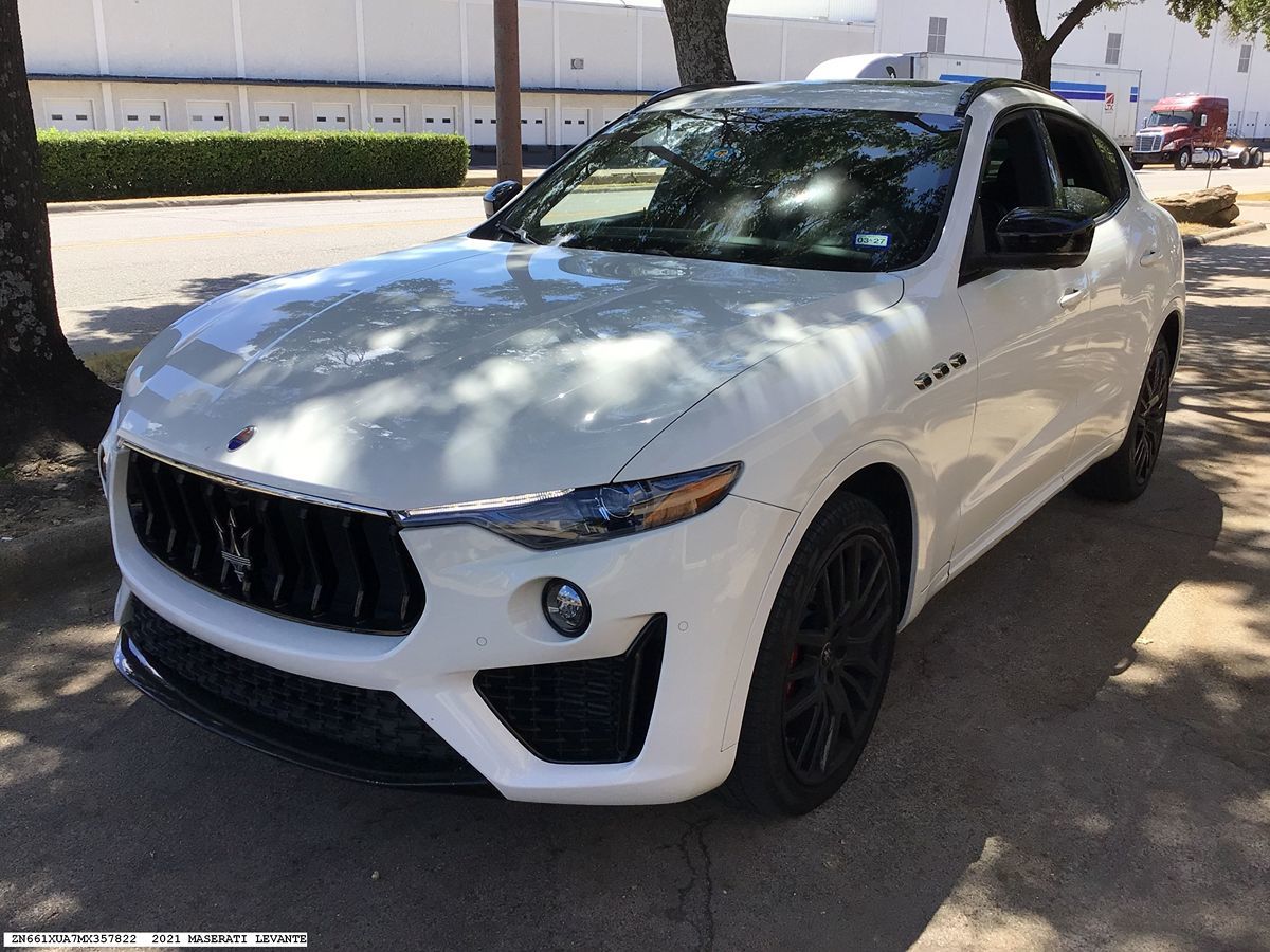 Maserati Levante photo 23