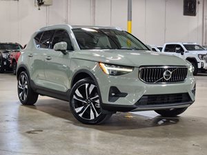 2024 Volvo XC40