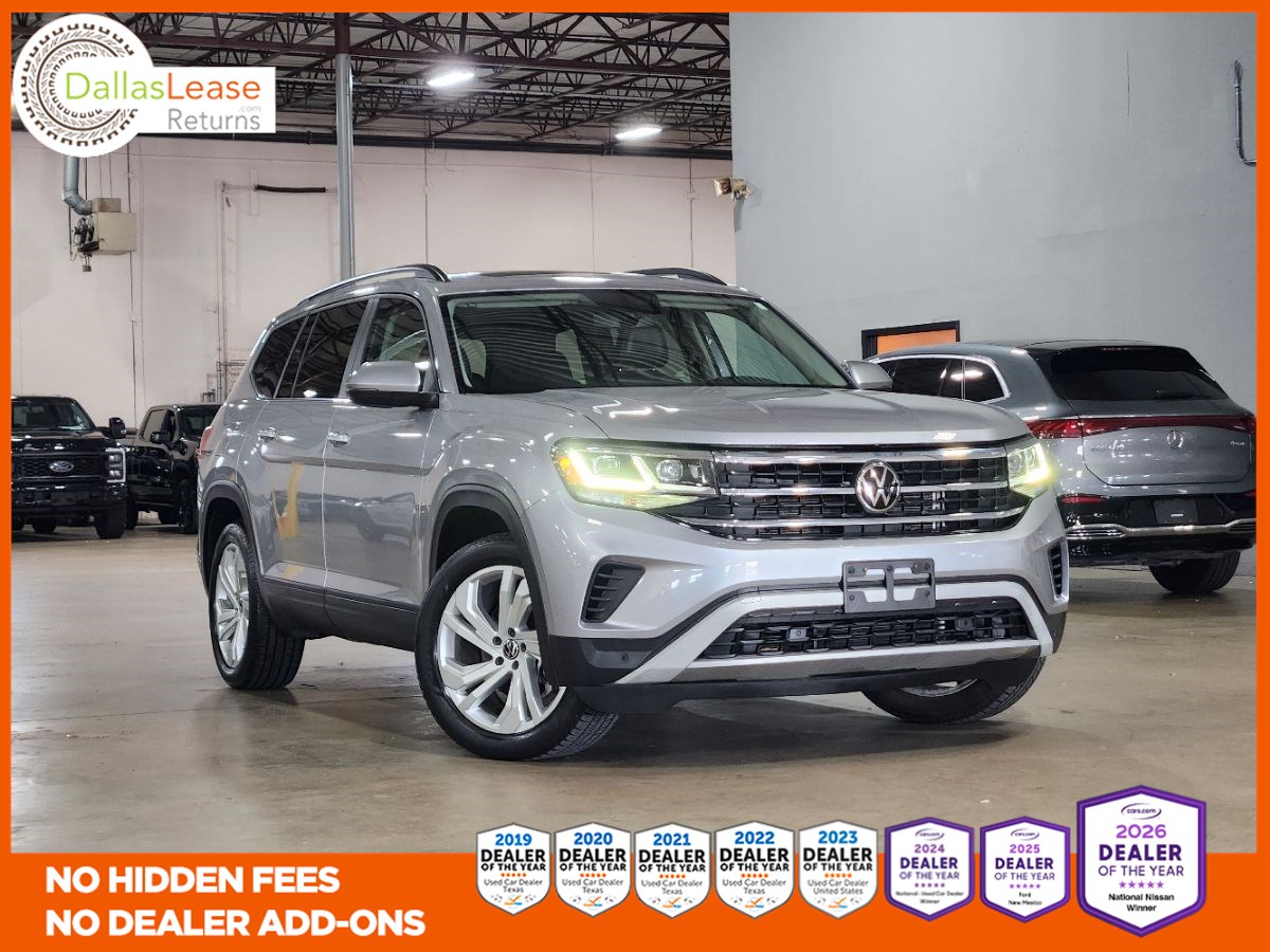 2023 Volkswagen Atlas SE w/ Tech w/ Sunroof Pkg
