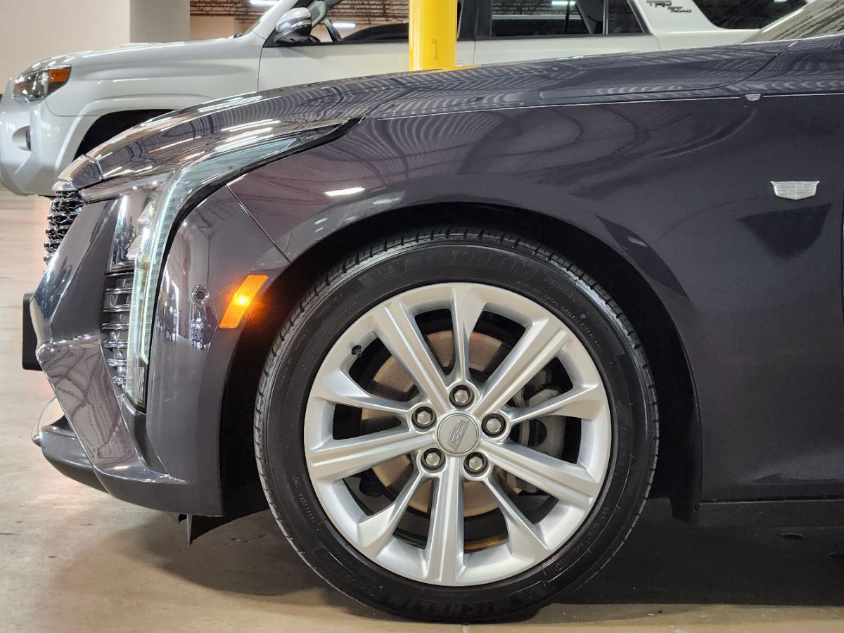 Cadillac CT5 photo 5