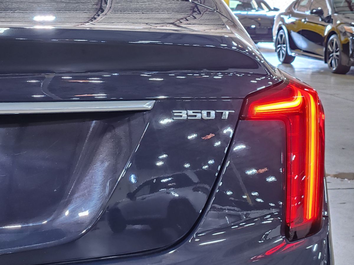 Cadillac CT5 photo 22