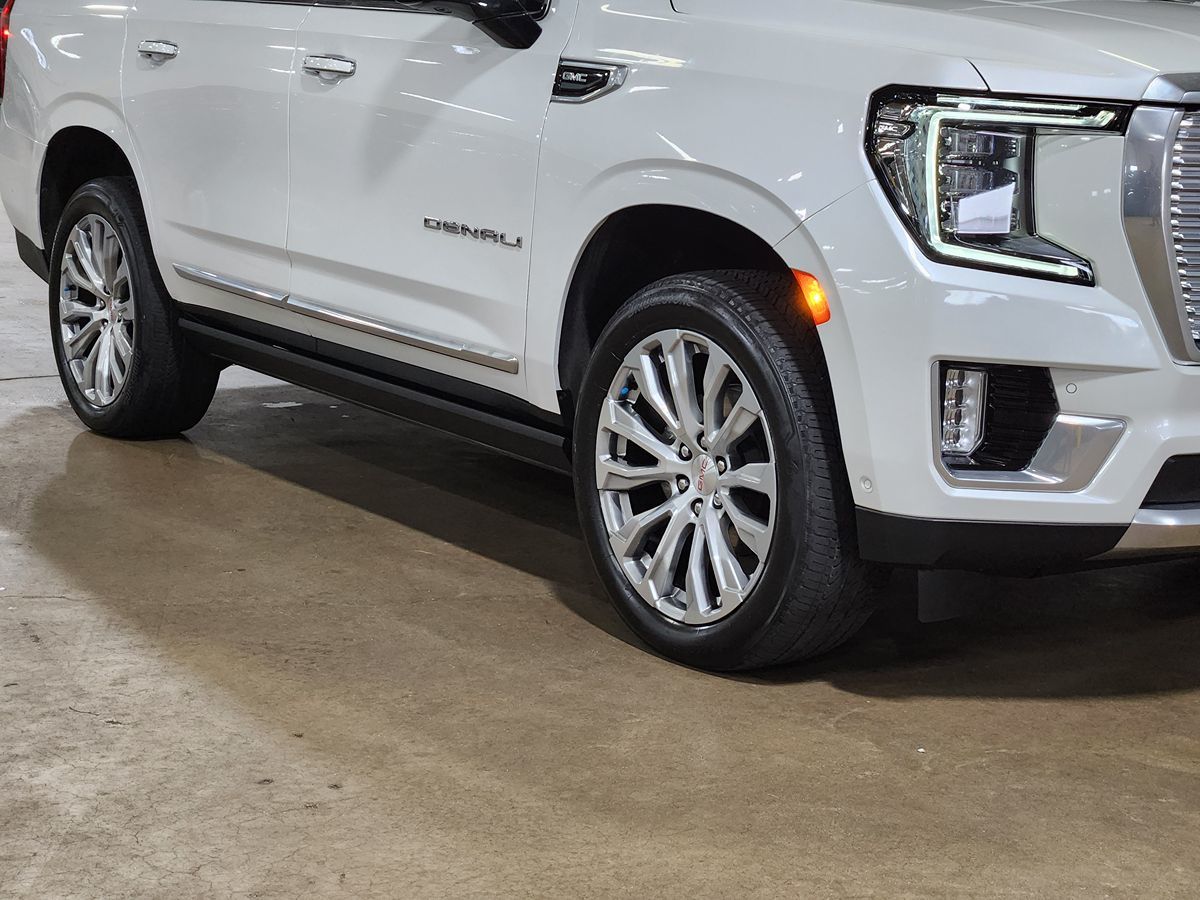 GMC Yukon photo 16