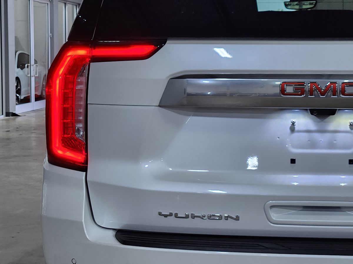 GMC Yukon photo 20