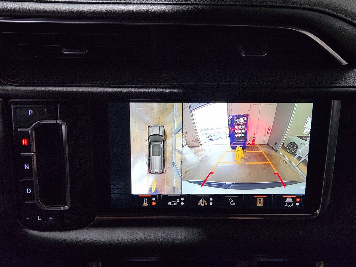 GMC Yukon photo 40