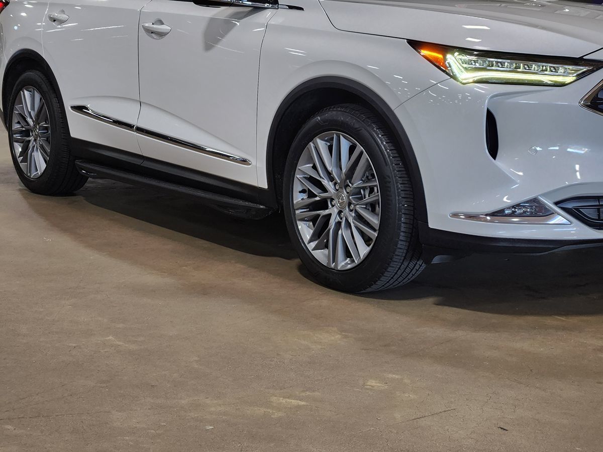 Acura MDX photo 16