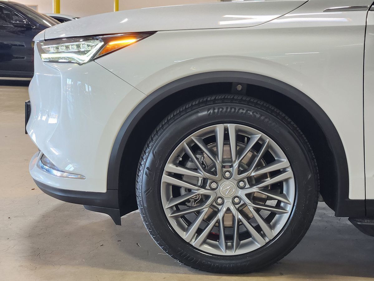 Acura MDX photo 5