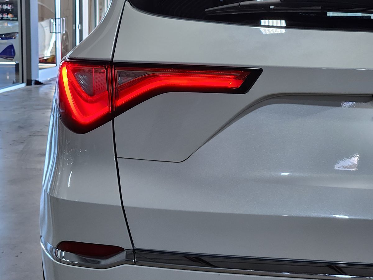 Acura MDX photo 20