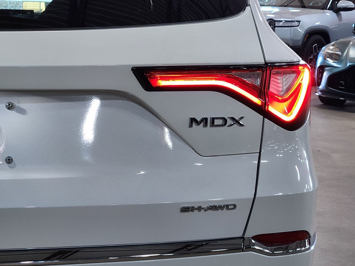 Acura MDX photo 22