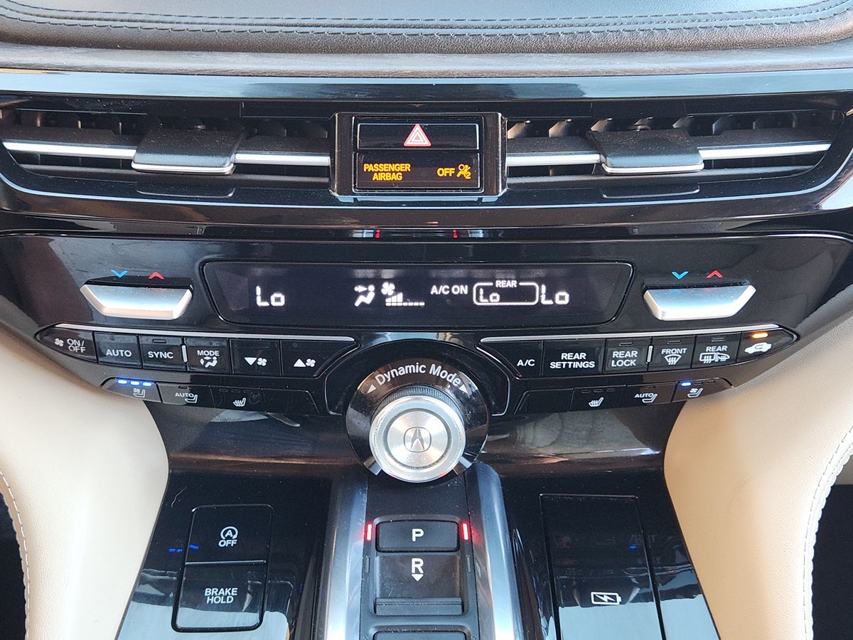 Acura MDX photo 39