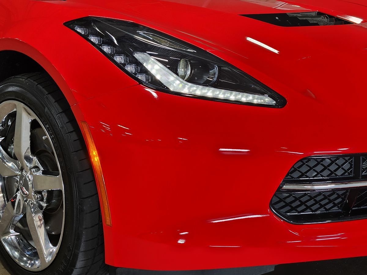 Chevrolet Corvette photo 14