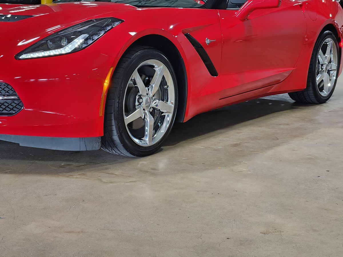 Chevrolet Corvette photo 19
