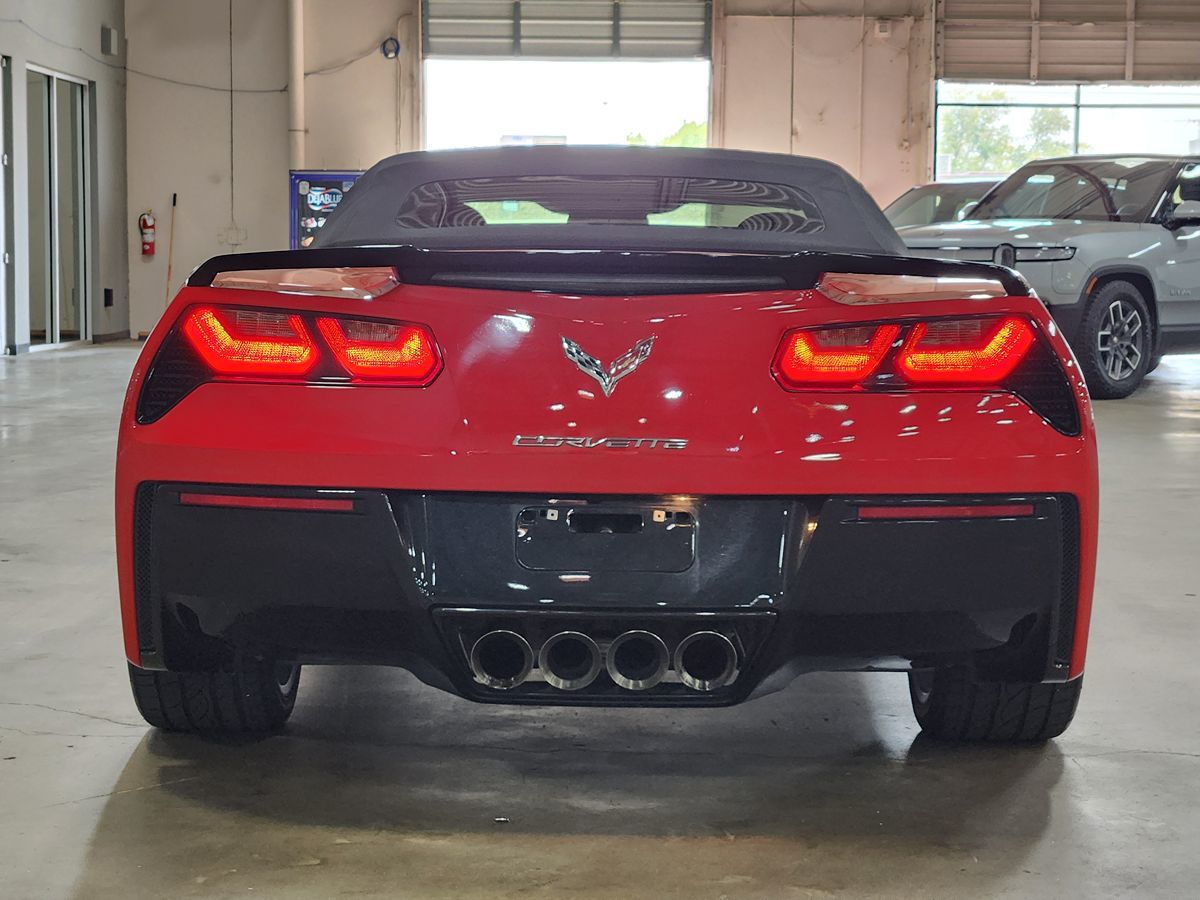 Chevrolet Corvette photo 11