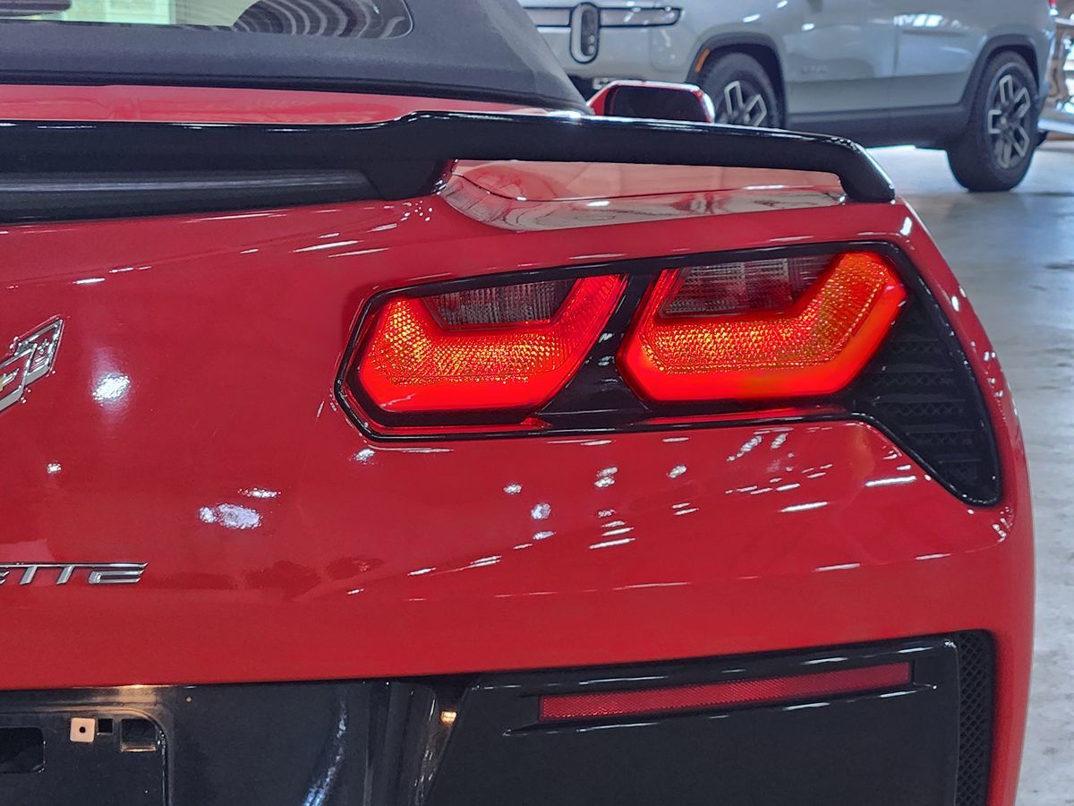 Chevrolet Corvette photo 23