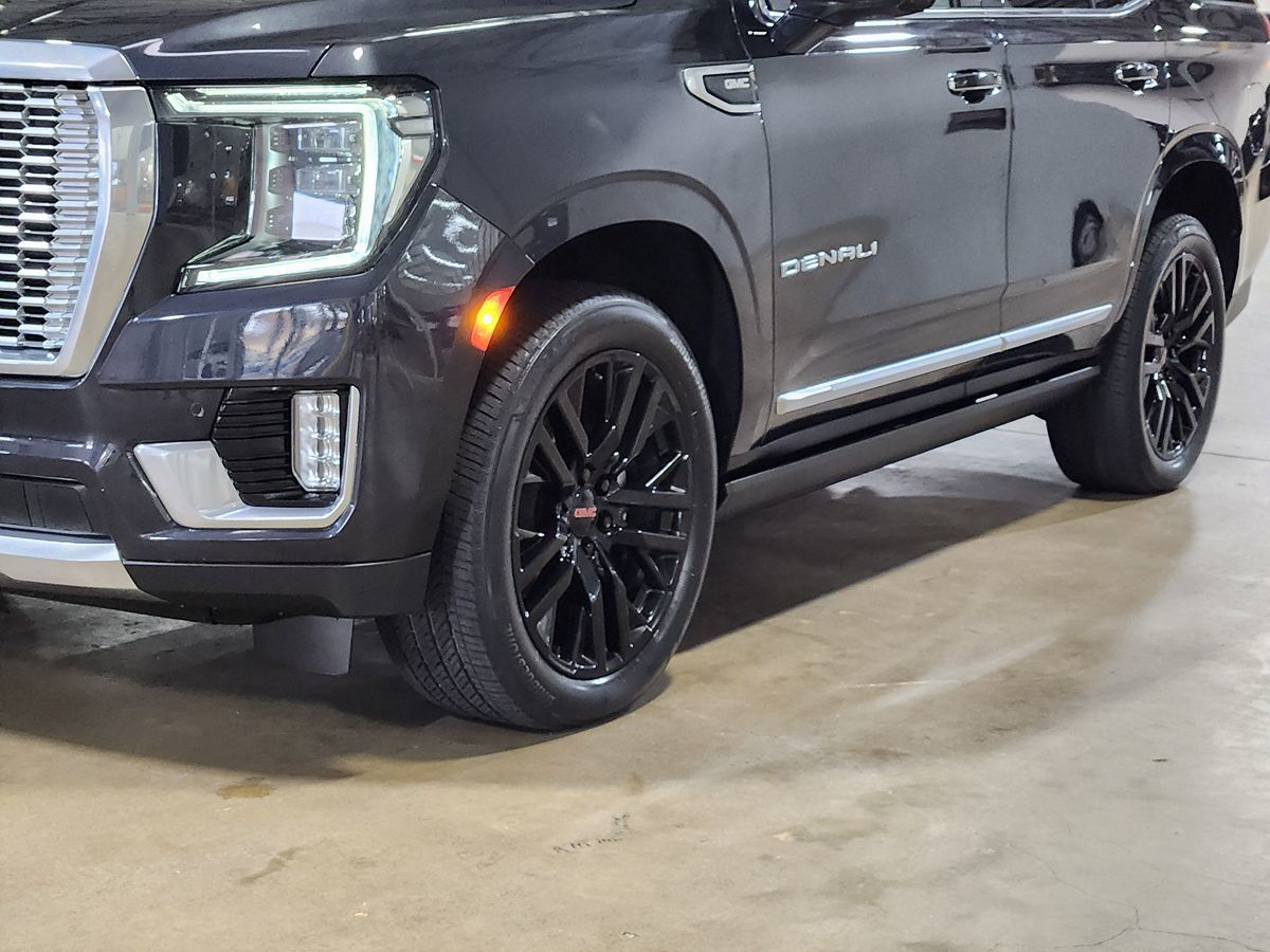 GMC Yukon photo 17