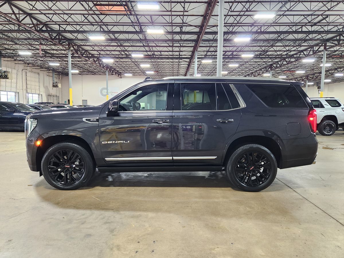 GMC Yukon photo 7