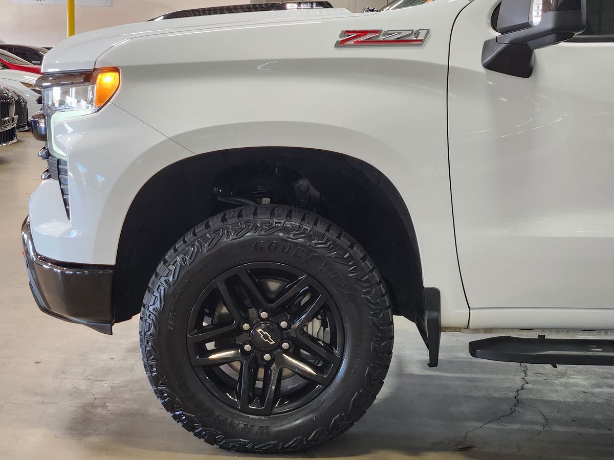 Chevrolet Silverado photo 5